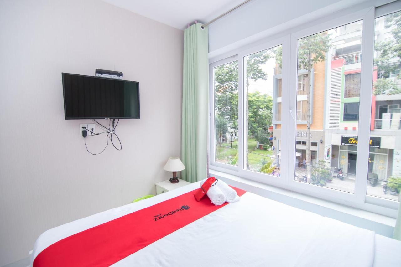 Reddoorz Near Sc Vivocity Mall 2 Ho Chi Minh Zewnętrze zdjęcie